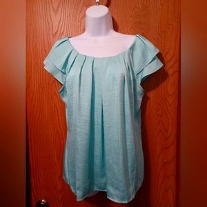 VIOLET & CIARA medium pleated neck silk-like blouse